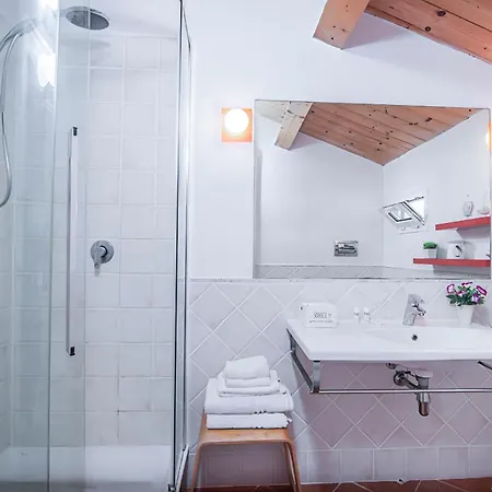 Apartman Mansarda Nell'isola - Happy
