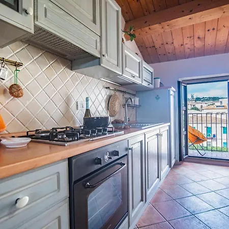 Mansarda Nell'isola - Happy * La Maddalena (Sassari)